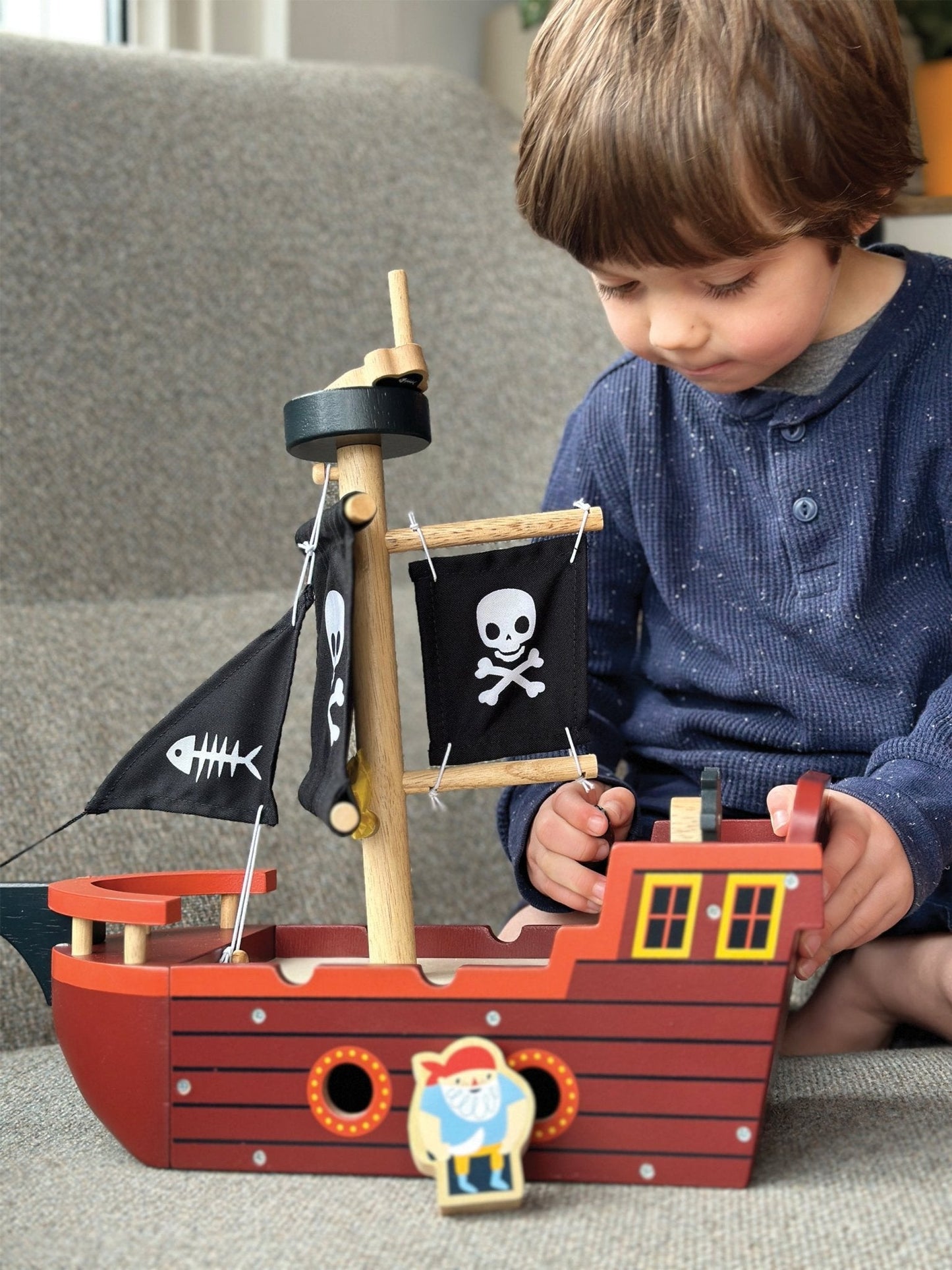 Fishbones Pirate Ship