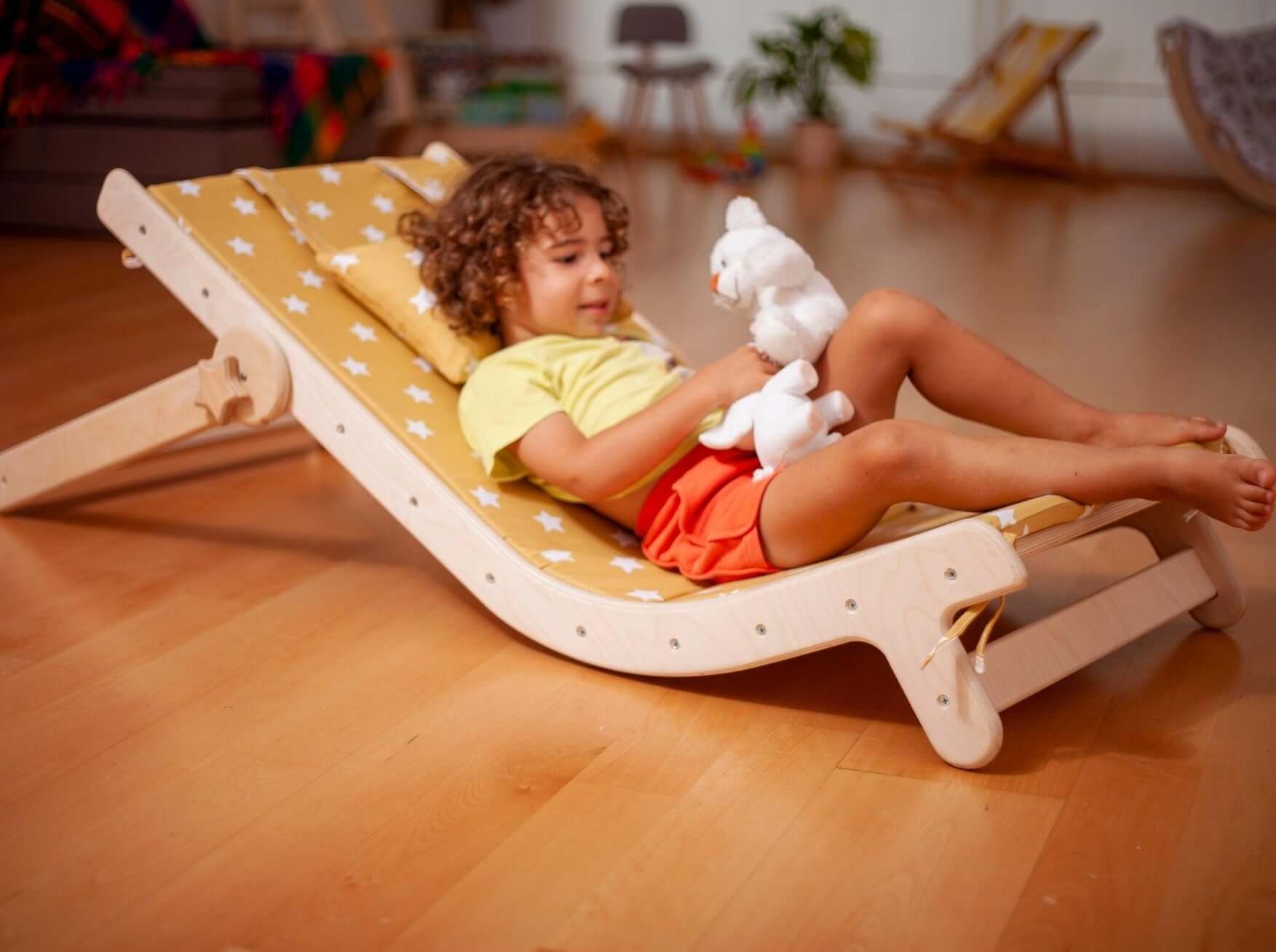 Adjustable Lounge Chair with Comfy Pad for Kids-3