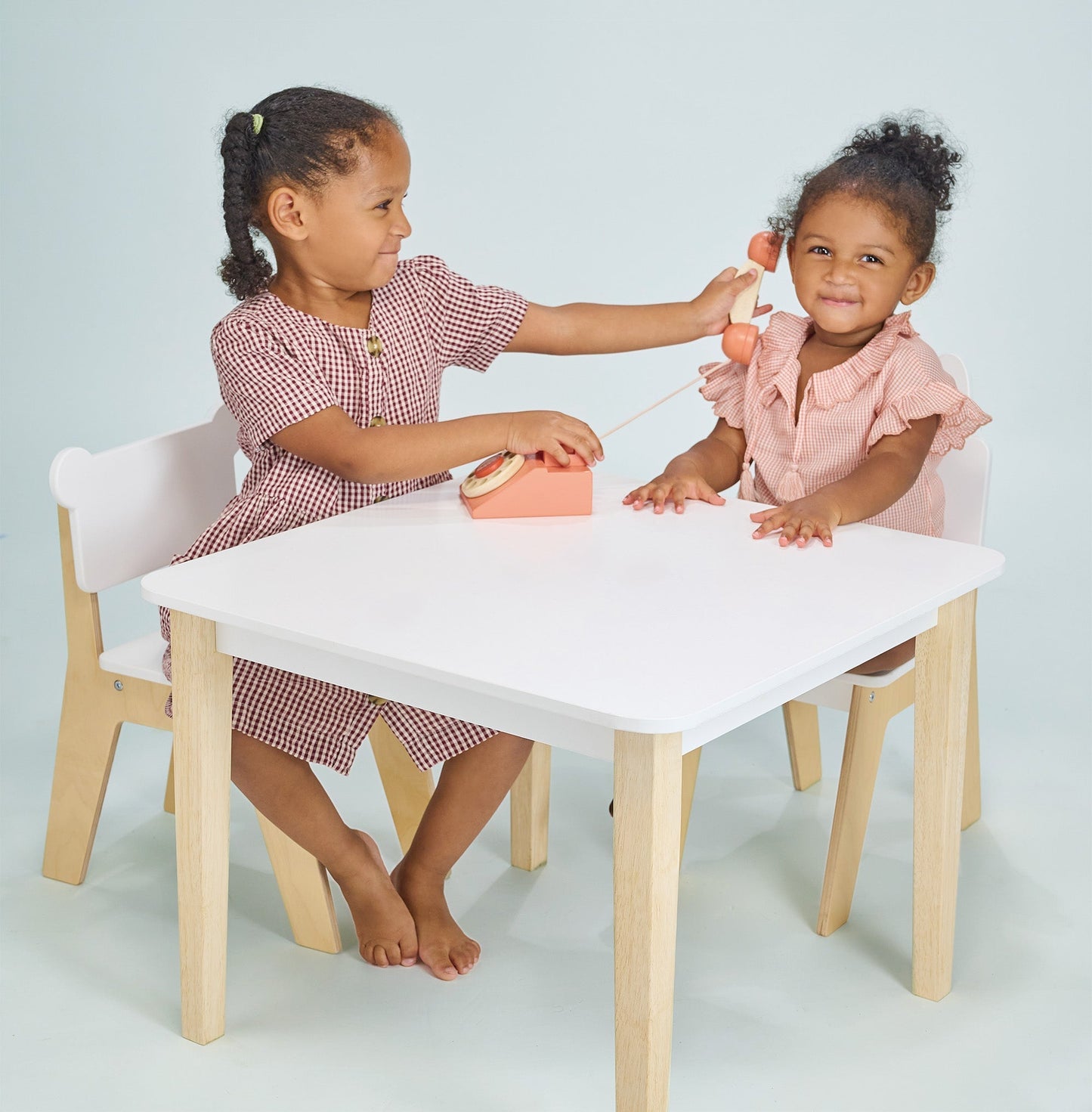 Kid's Table (White)